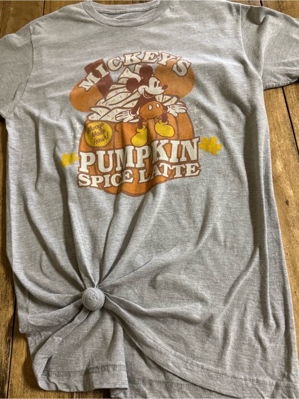 Disney Mickey Mouse Pumpkin Spice Latte T-Shirt Women’s M